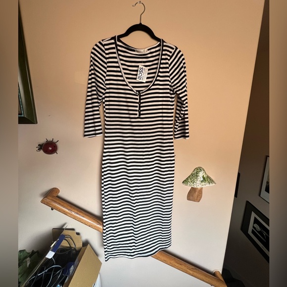 Heart & Hips black & white striped dress Midi Dress size 6 juniors Large NWT - Picture 3 of 9